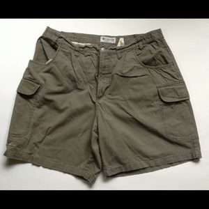 Columbia Gray cargo shorts